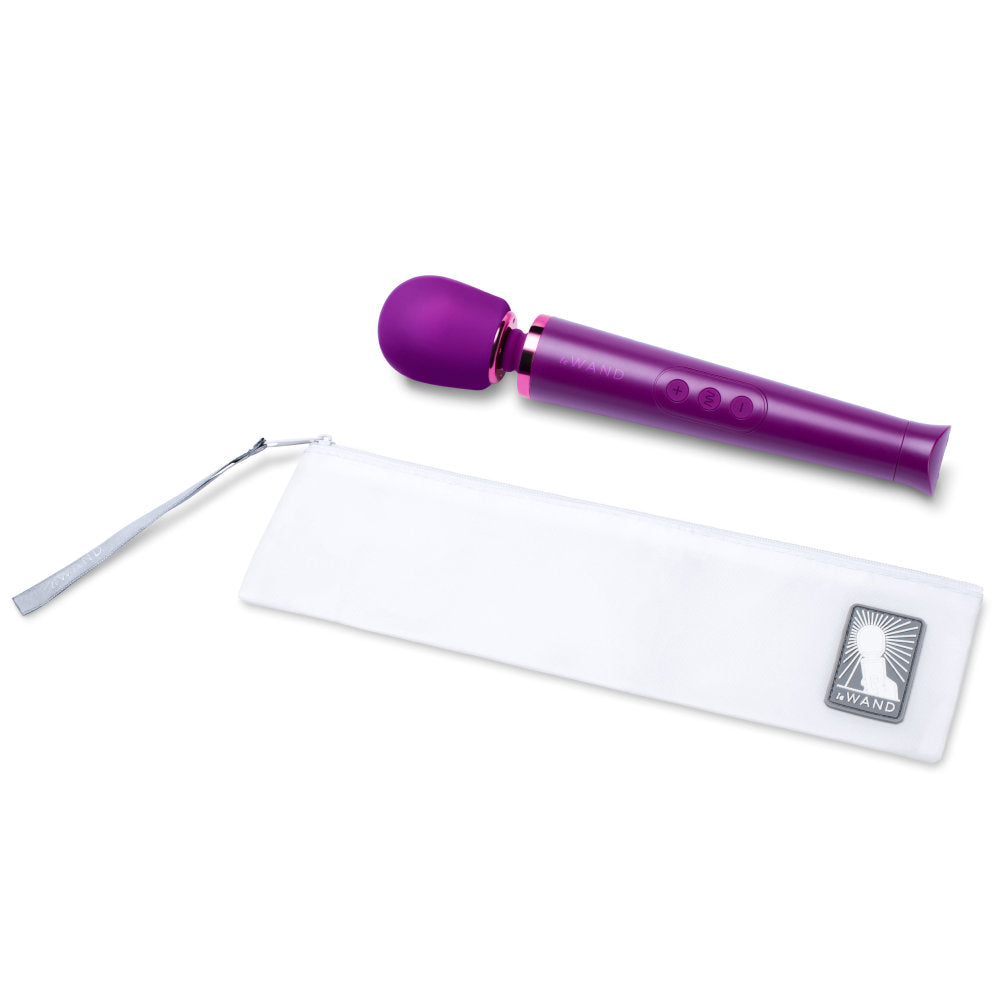 Le Wand - Petite Oplaadbare Vibrerende Massager Cherry